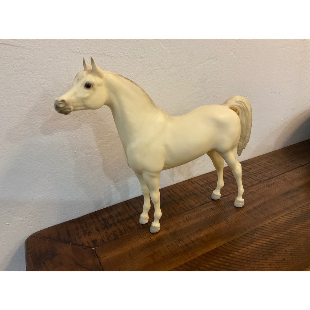 Breyer Traditional Proud Arabian Mare PAM Alabaster Model Horse Figurine Vintage